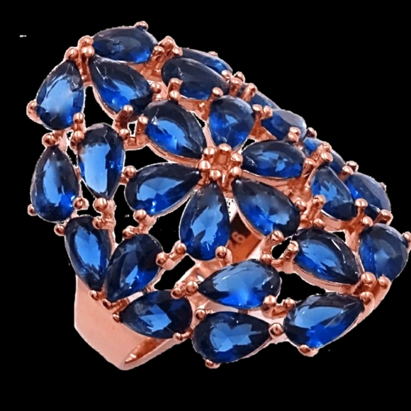 Sapphire ring - Picture 1 of 2